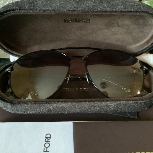 TOM FORD Milla 59mm Gradient Aviator Sunglasses One Size, BLACK SMOKE - Picture 2 of 15